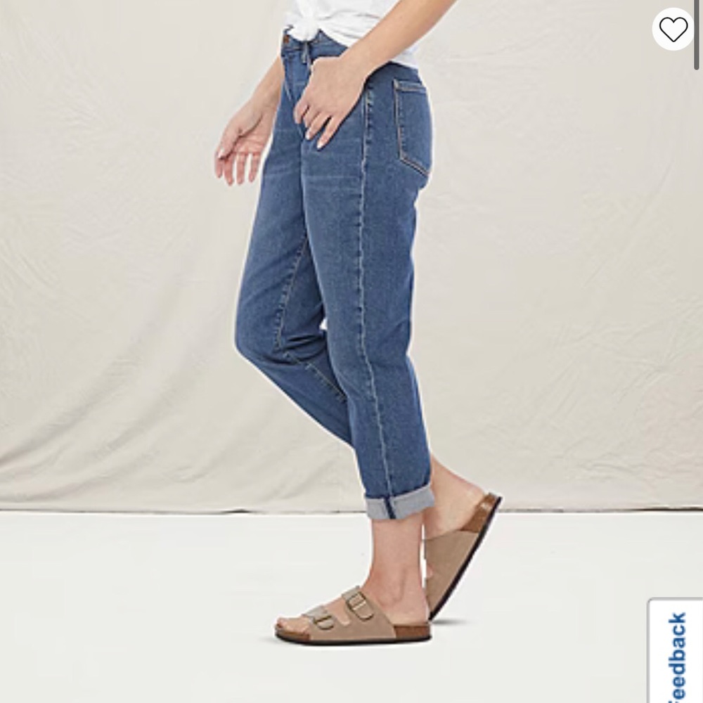 NWT A.N.A Straight Leg Boyfriend Jean